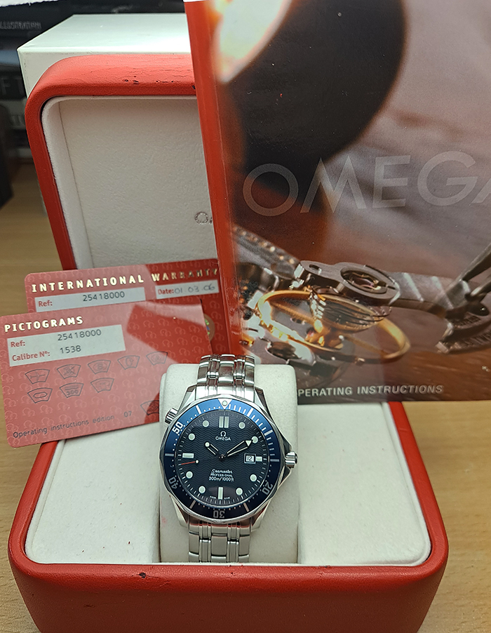 Omega Seamaster Professional 'James Bond' 300m Quartz Ref. 2541.80
